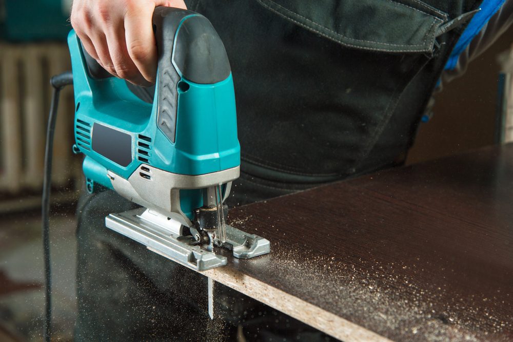 jigsaw - must-have woodworking power tools (3)