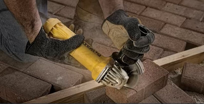 DEWALT DWE402 - Best angle grinders for wood carving
